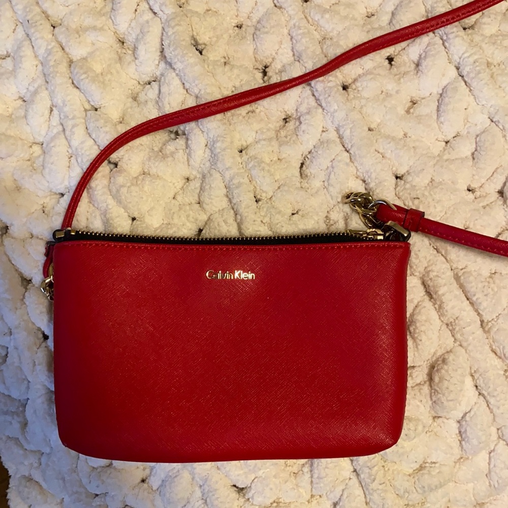 Calvin Klein Red Cross body purse w/ gold hardware